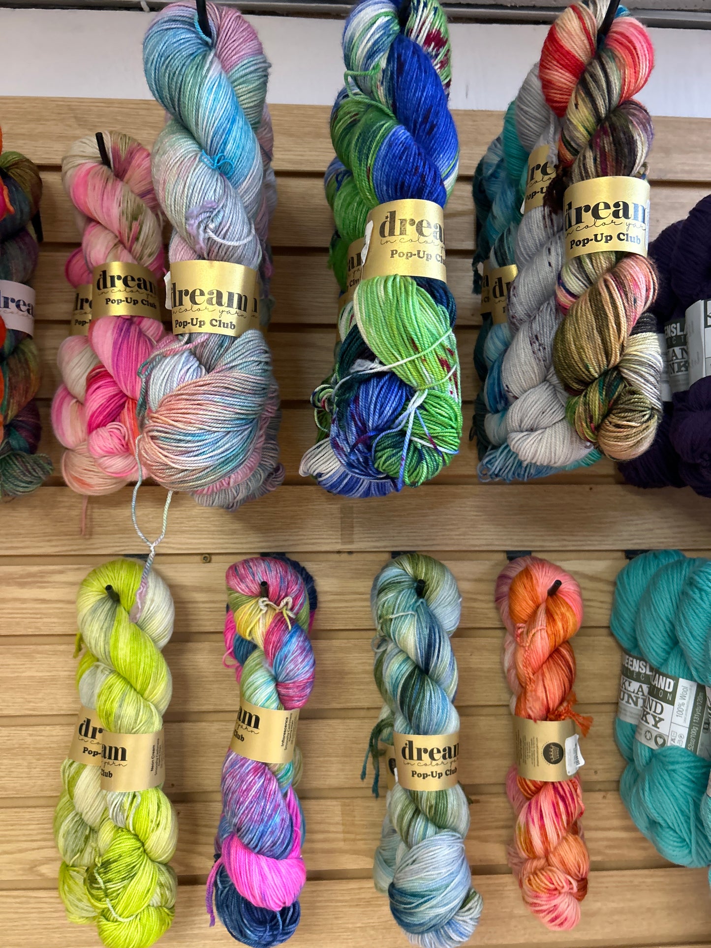 Dream in color pop~up club yarn