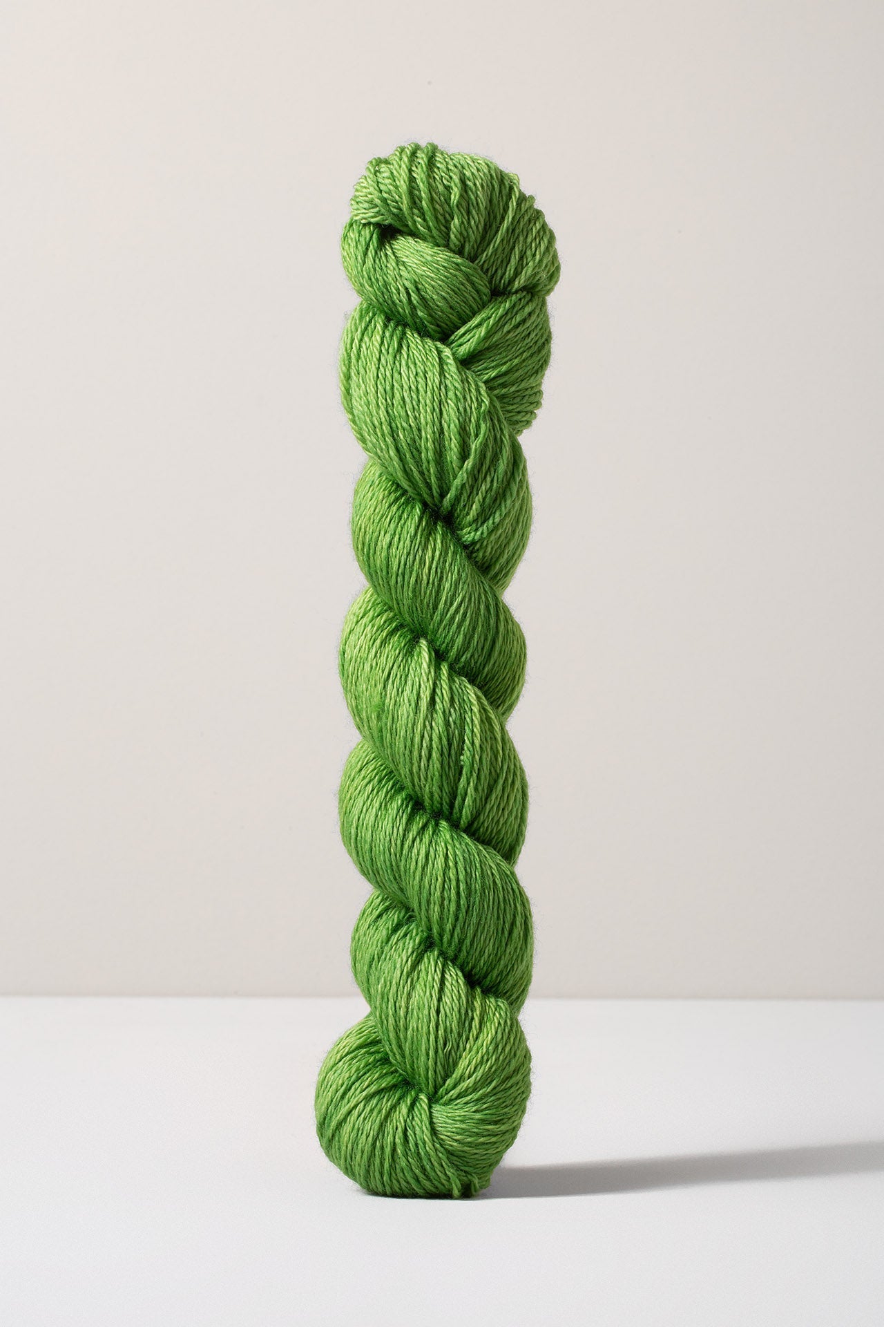 Urth Yarns 16 Fingering
