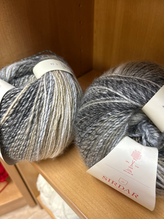 Sirdar Jewelspun Aran