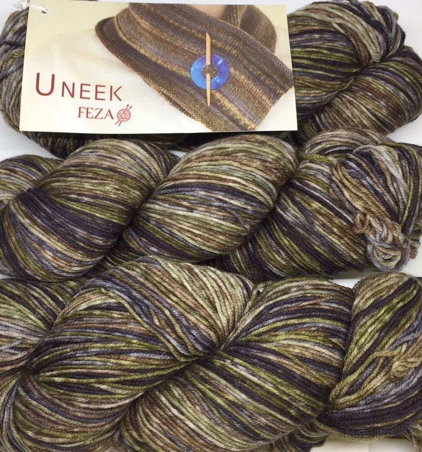 Uneek Self-Striping Fingering (Sock Weight)